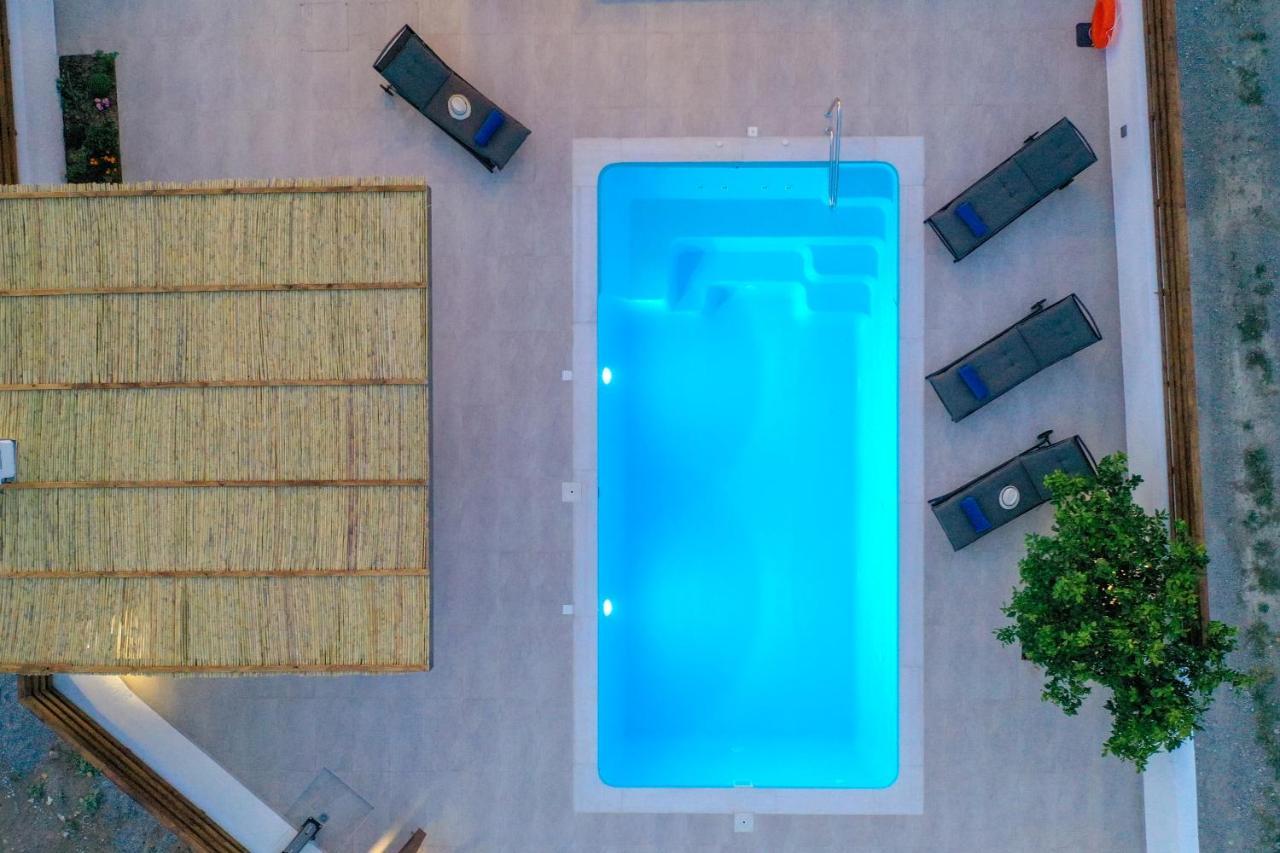 Ritas Gennadi Villa ภายนอก รูปภาพ