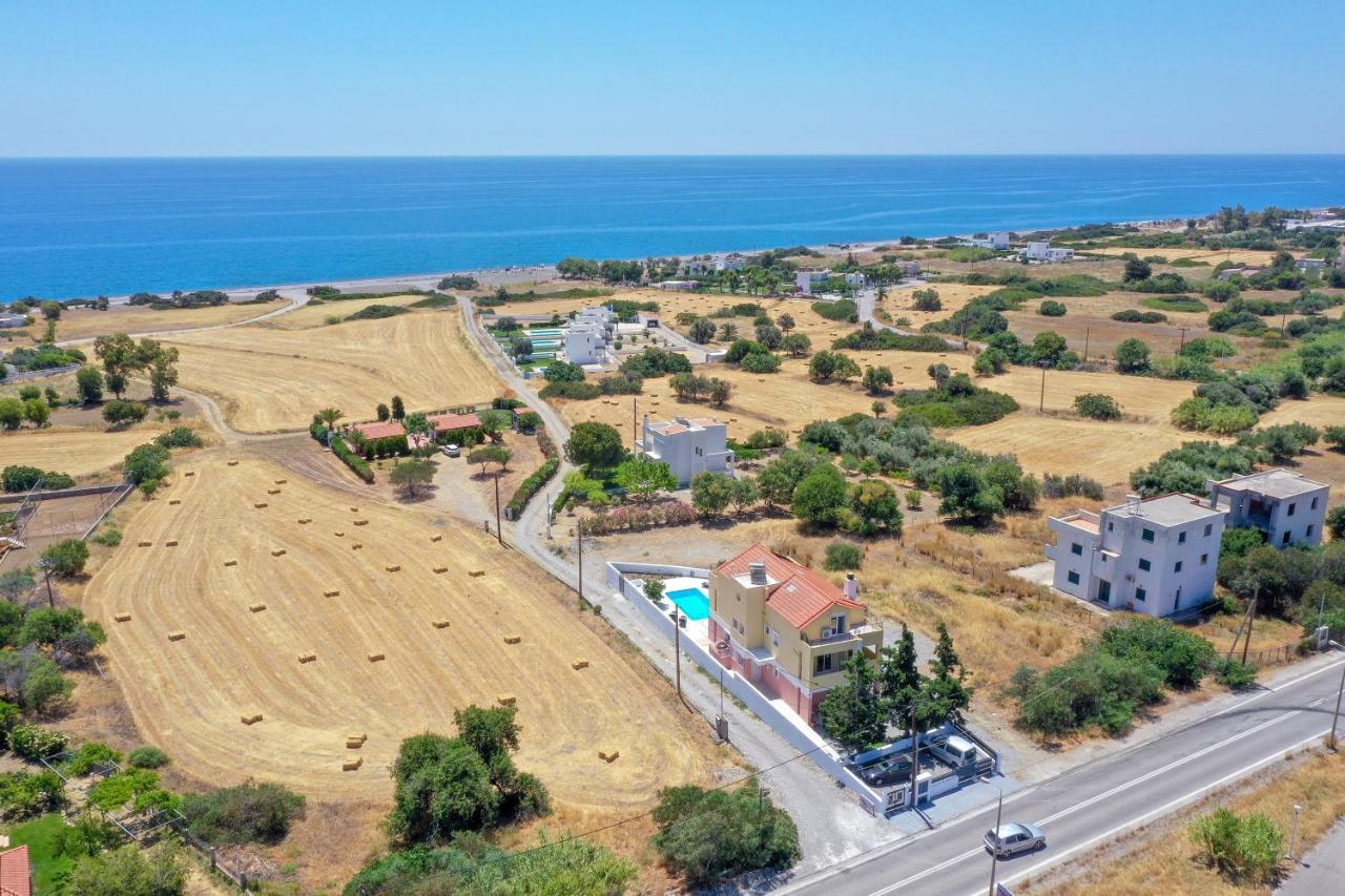 Ritas Gennadi Villa ภายนอก รูปภาพ